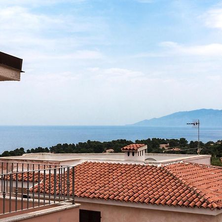 Uncle Leonard'S House Appartement Cala Gonone Buitenkant foto