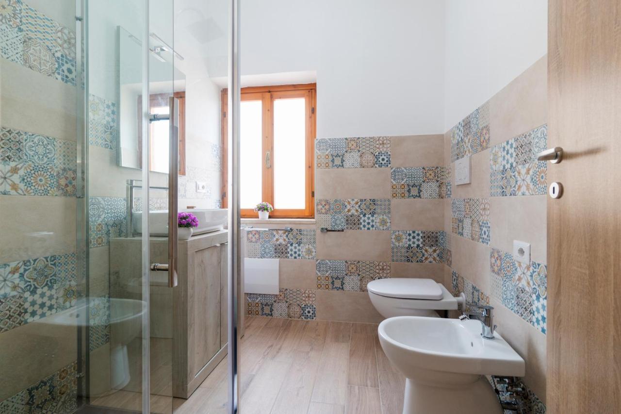 Uncle Leonard'S House Appartement Cala Gonone Buitenkant foto